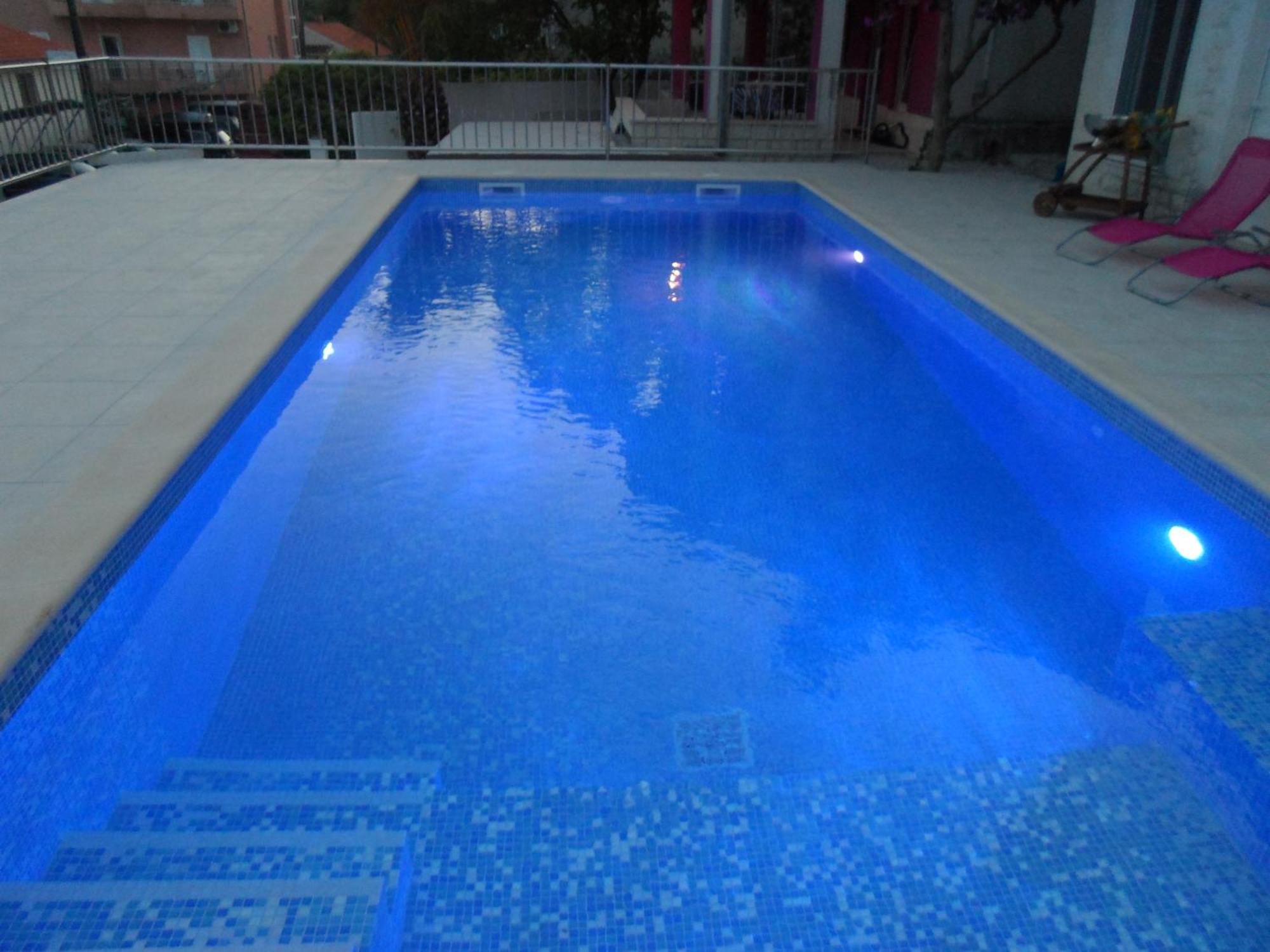 Villa Pinky And Superior Trogir 希杰·弗朗吉卡 外观 照片